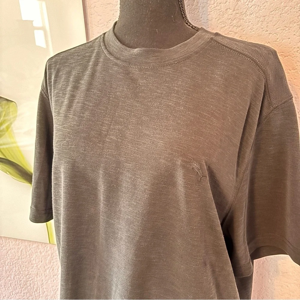 Tommy Bahama shirt size large - Picture 2 of 6